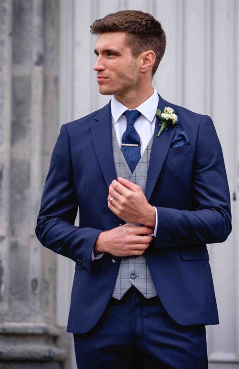 navy blue suit wedding.